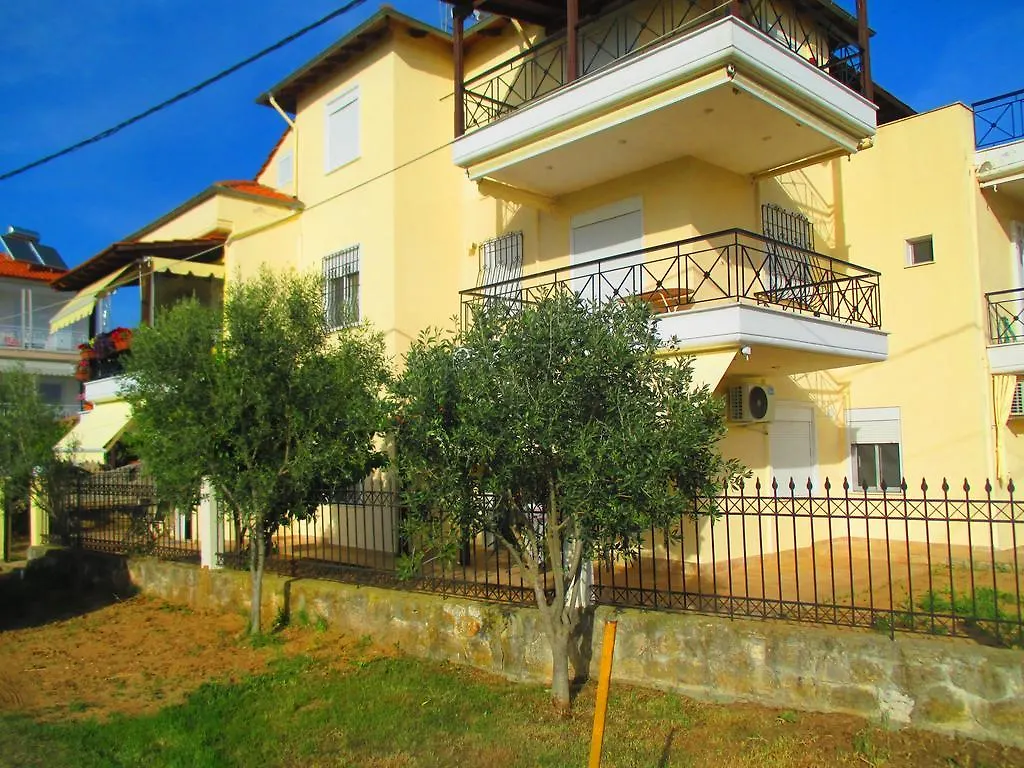 Azalia Apartments By Travelpro Services Nea Moudania Halkidiki Paralia Dionisiou