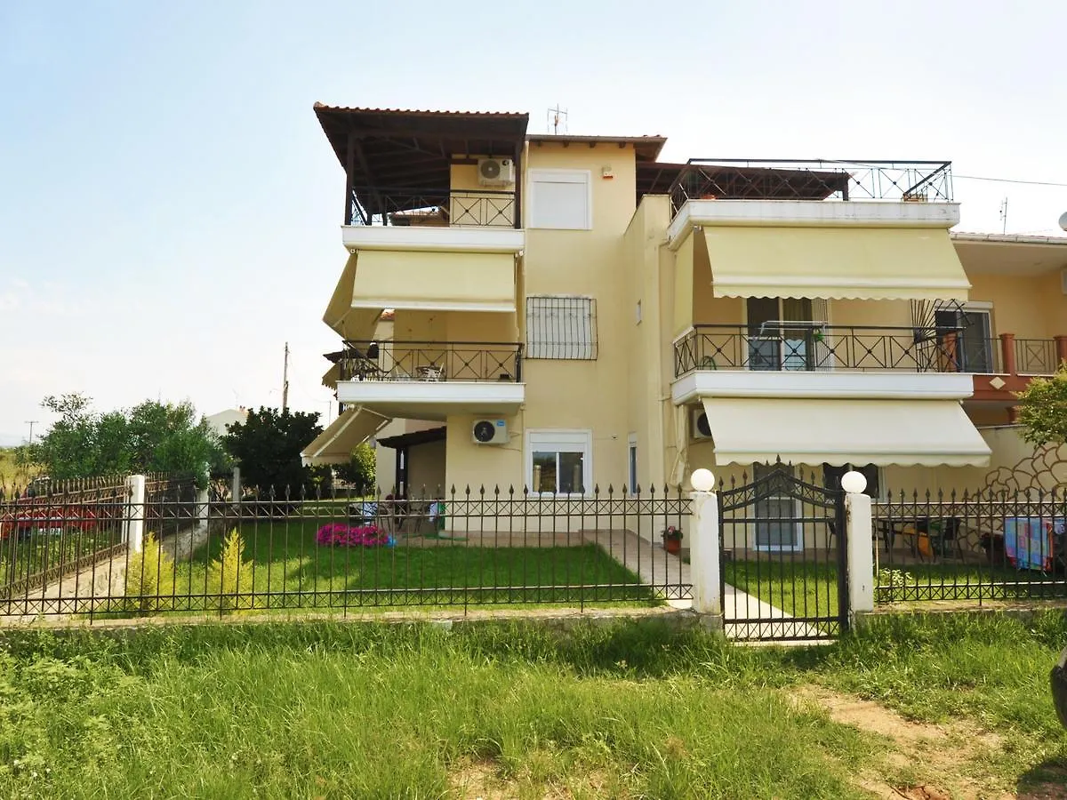 Azalia Apartments By Travelpro Services Nea Moudania Halkidiki Paralia Dionisiou Grèce