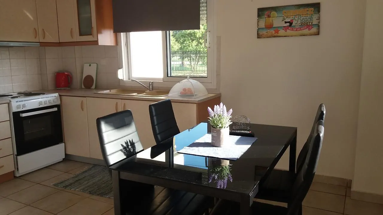 Azalia Apartments By Travelpro Services Nea Moudania Halkidiki Paralia Dionysiou